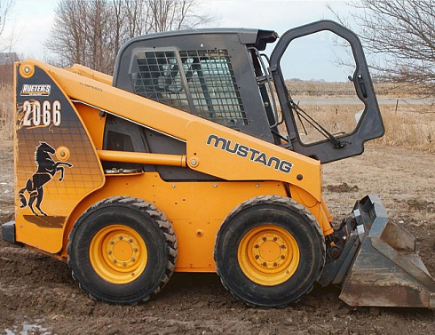 Мини погрузчик Mustang 2066