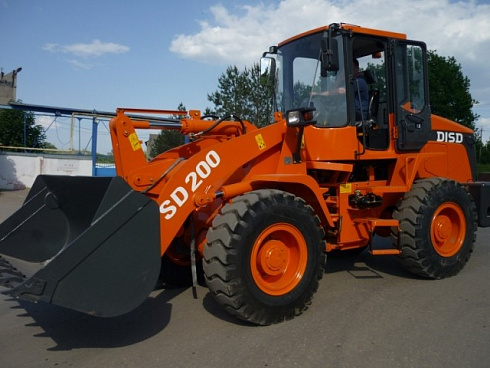 Фронтальные погрузчики Doosan DISD SD200