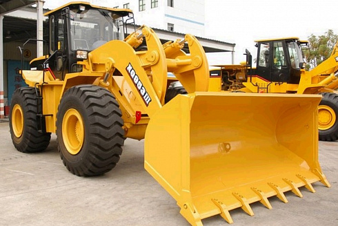 Фронтальный погрузчик XGMA XG953III